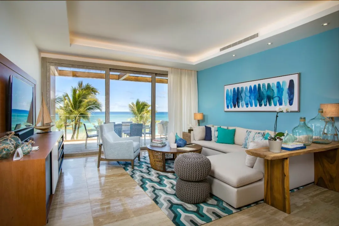 Odysseys Travel - Eden Roc Cap Cana - One Bedroom Beachfront Suite - Lounge