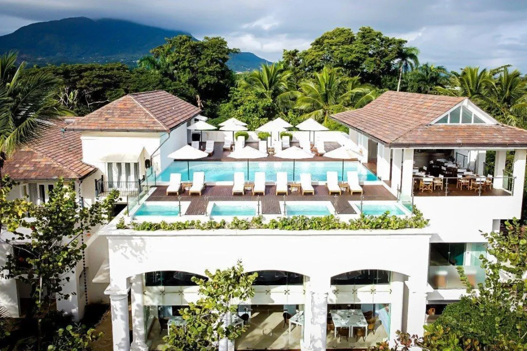 Odysseys Travel - Casa Colonial Beach and Spa - Hotel Exterior