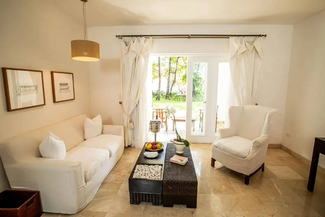 Odysseys Travel - Casa Colonial Beach and Spa - Junior Suite Lanai Ocean Front - Living Area