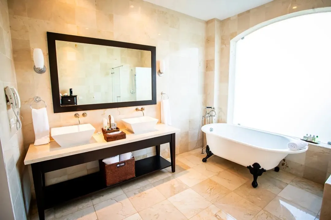 Odysseys Travel - Casa Colonial Beach and Spa - Deluxe Suite Tropical View - Bathroom