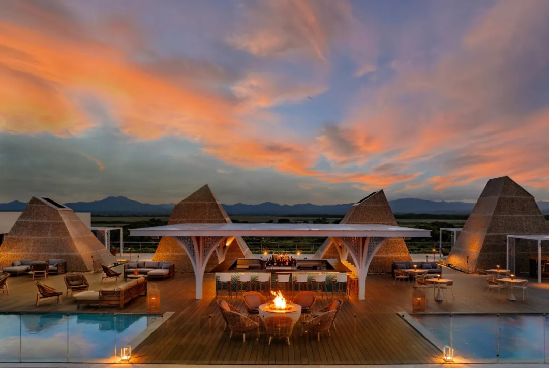 Odysseys Travel - W Punta Cana - Satsuma Rooftop - Rooftop