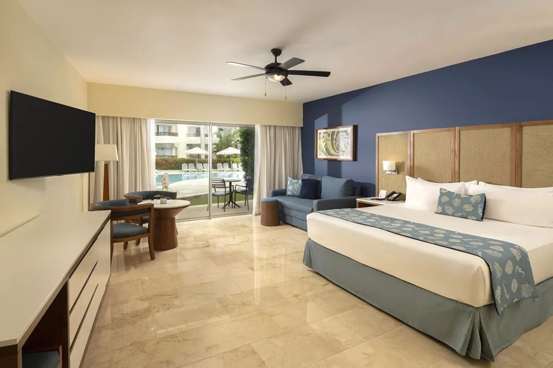 Odysseys Travel - Impressive Premium Punta Cana - Rooms - Junior Suite Premium Tropical View - Bedroom