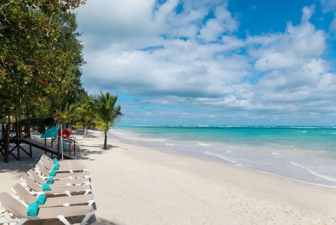 Odysseys Travel - Impressive Punta Cana - Beach
