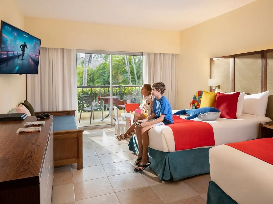 Odysseys Travel - Impressive Punta Cana - Rooms - Family Room - Family Seating