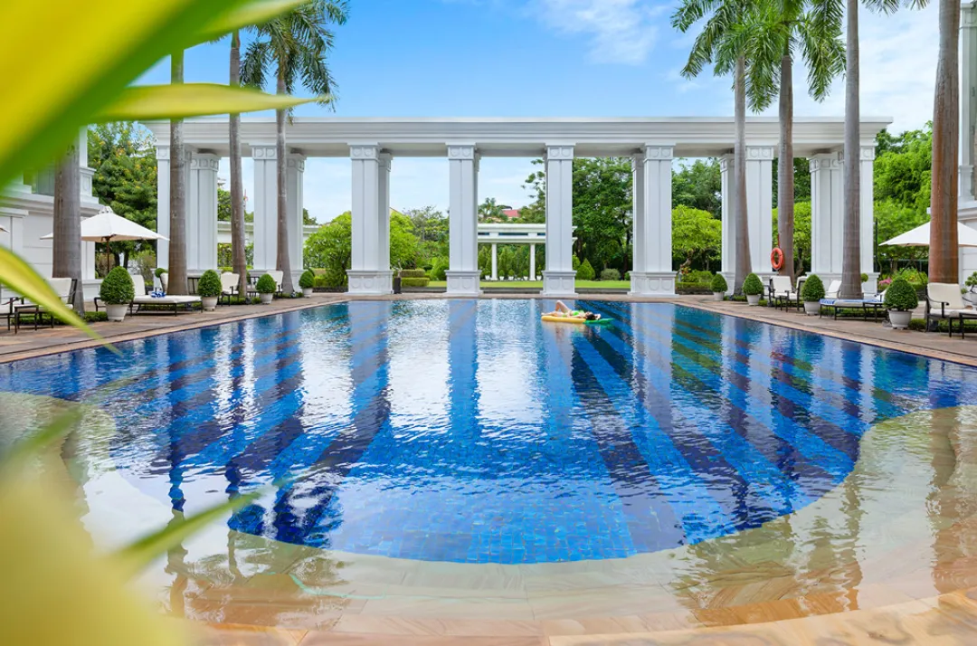 Odysseys Travel - Indochine Palace Hue - Swimming Pool Colonnade