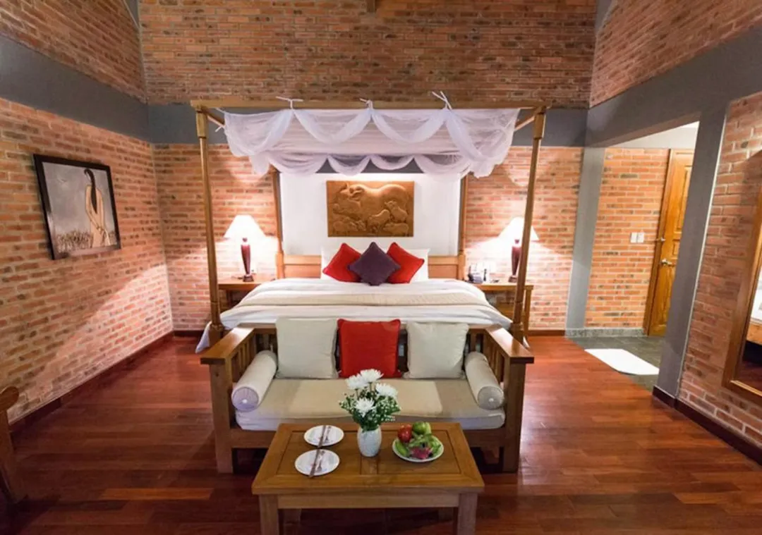 Odysseys Travel - Pilgrimage Village Resort and Spa - Tropical Villa - King Bed