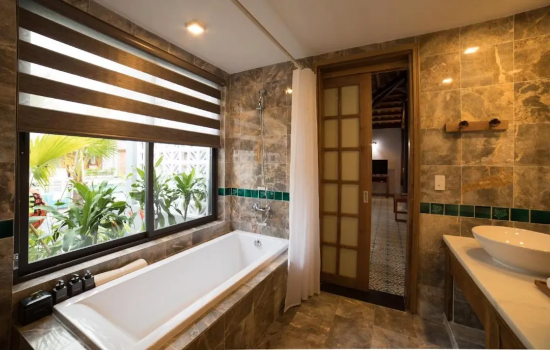 Pool Access Villa - Bathroom