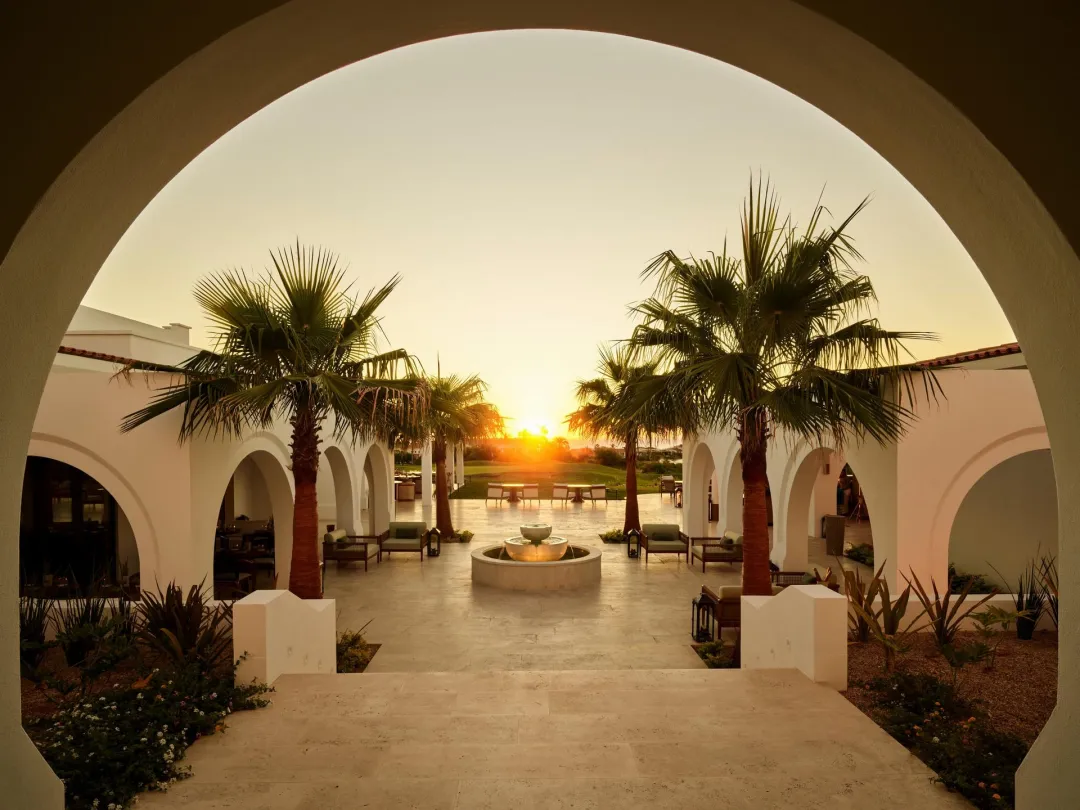 Odysseys Travel - One&Only Palmilla - Courtyard Sunset