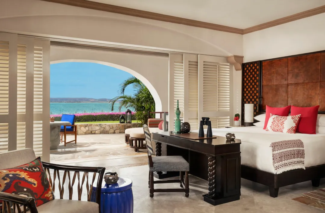Odysseys Travel - One&Only Palmilla - Oceanfront Junior Suite with Plunge Pool - Bedroom