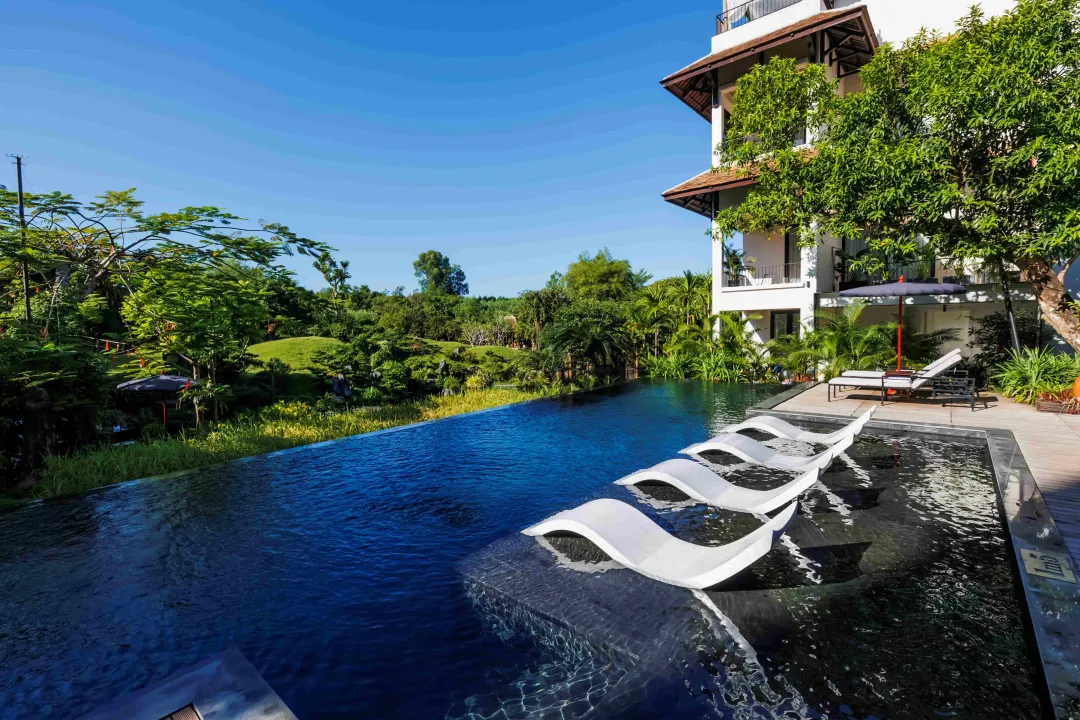 aNhill Boutique, Hue - Pool Lounge