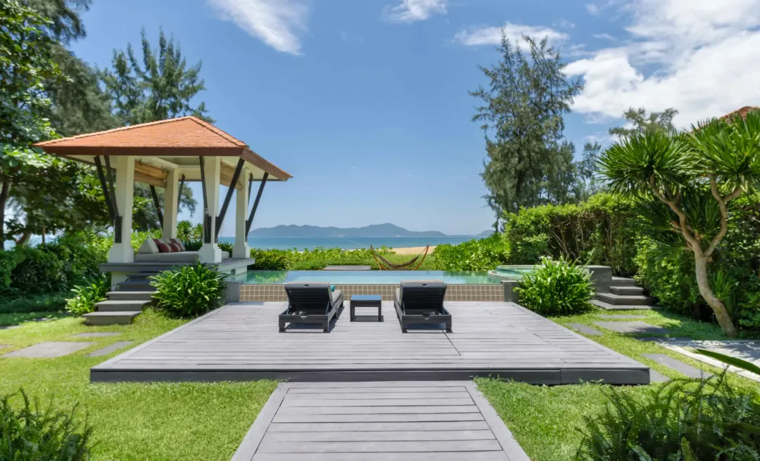 Beach Pool Villa - Pool with Sea View