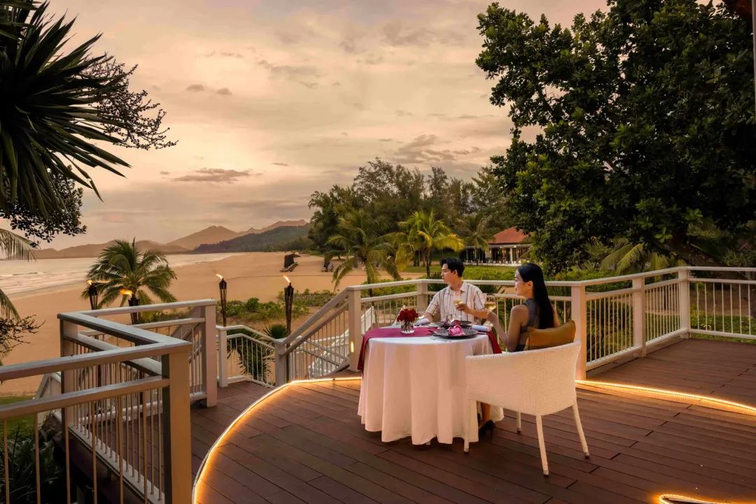 Destination Dining