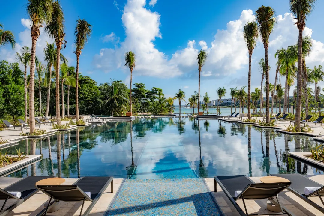 Odysseys Travel - Conrad Tulum Riviera Maya - Pool Palms