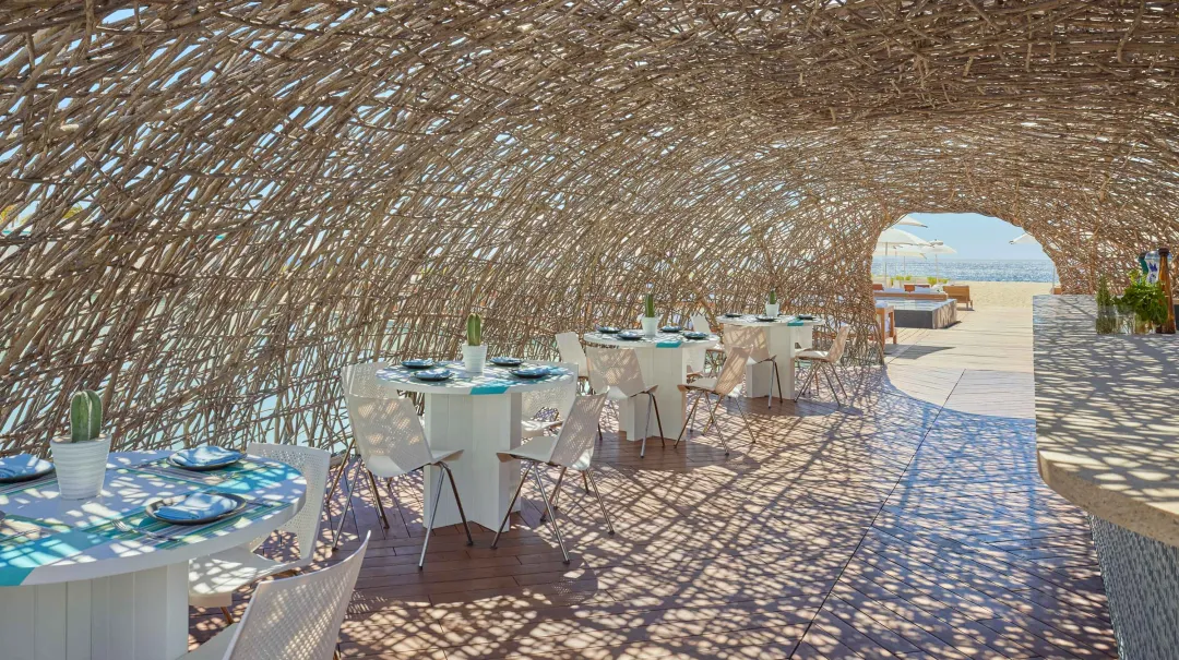 Odysseys Travel - Viceroy Los Cabos - Nidito Beach + Poolside Bar - Dining Area