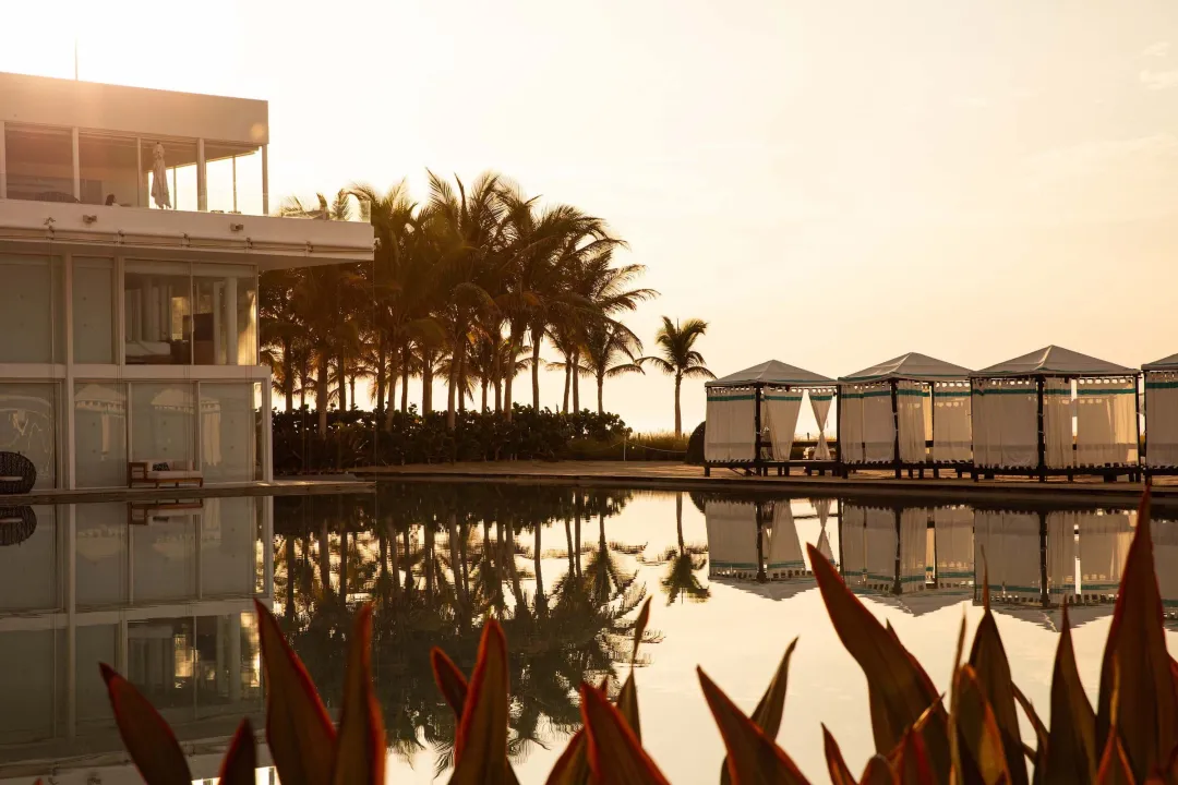 Odysseys Travel - Viceroy Los Cabos - Poolside Cabanas