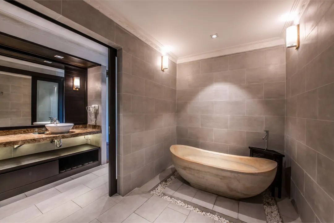Deluxe Family Bungalow - Bathroom
