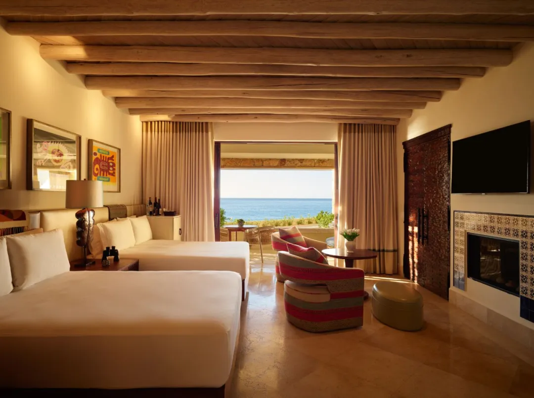 Odysseys Travel - Waldorf Astoria Los Cabos Pedregal - Two Queens Corner Ocean View with Plunge Pool - Bedroom