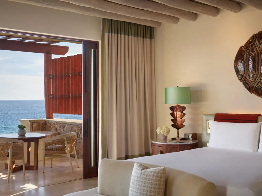 Odysseys Travel - Waldorf Astoria Los Cabos Pedregal - King Vista Junior Suite with Plunge Pool - Bedroom