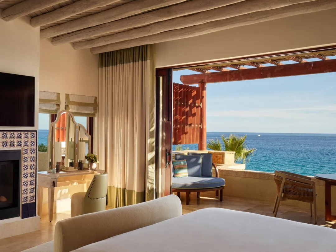 Odysseys Travel - Waldorf Astoria Los Cabos Pedregal - King Vista Junior Suite with Plunge Pool - Living Area
