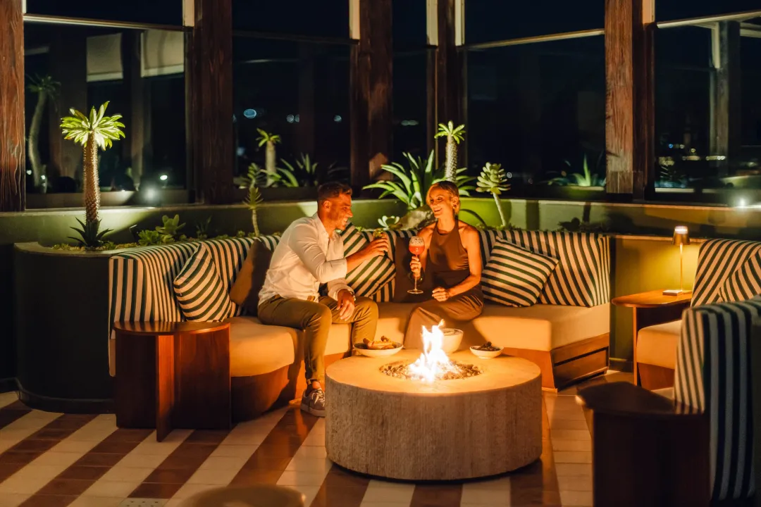 Odysseys Travel - Nobu Hotel Los Cabos - MBar - Interior set up