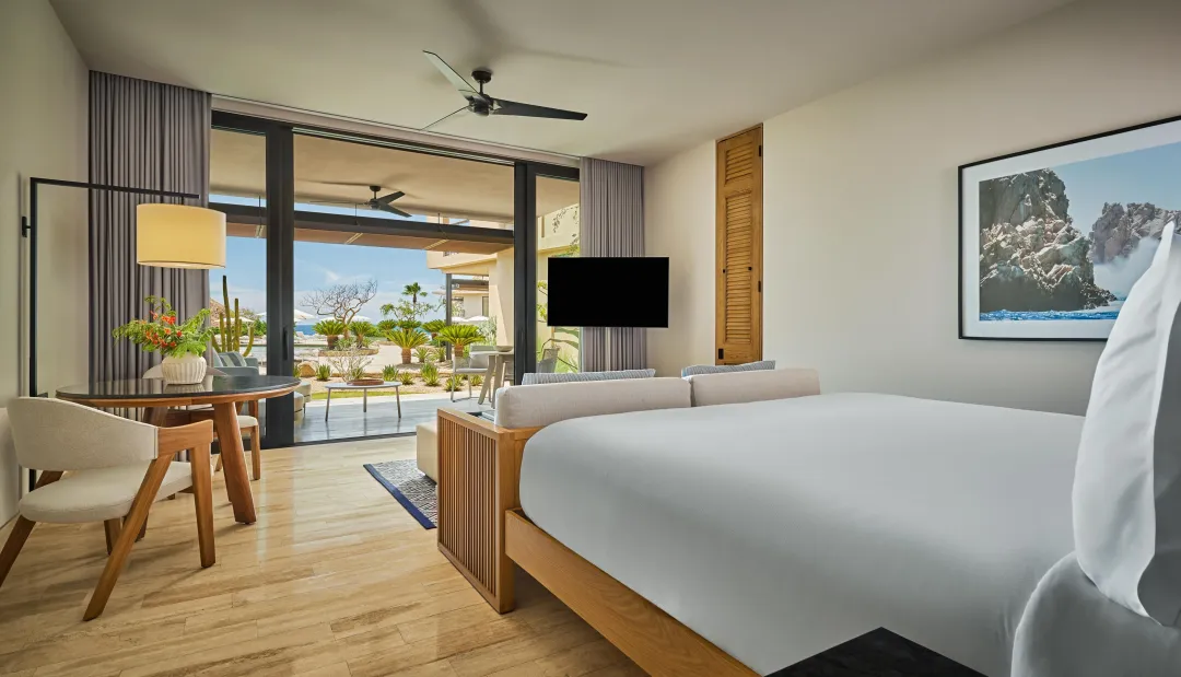 Odysseys Travel - Montage Los Cabos - Deluxe Ocean View King Room with Pool - Bedroom