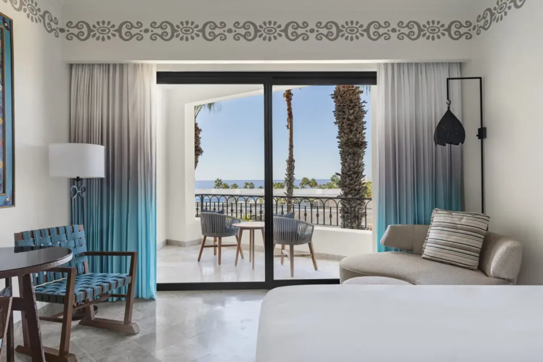 Odysseys Travel - Hilton Los Cabos - King Bed Coastal Garden View Balcony - Balcony