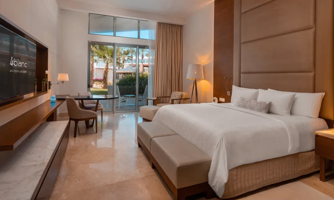Odysseys Travel - Le Blanc Los Cabos - Royale Deluxe - Bedroom