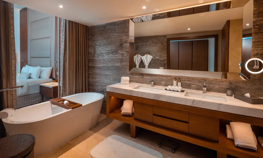 Odysseys Travel - Le Blanc Los Cabos - Royale Deluxe Partial Ocean View - Bathroom