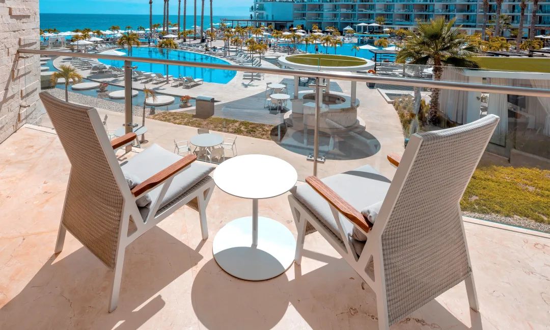 Odysseys Travel - Le Blanc Los Cabos - Royale Deluxe Partial Ocean View - Balcony