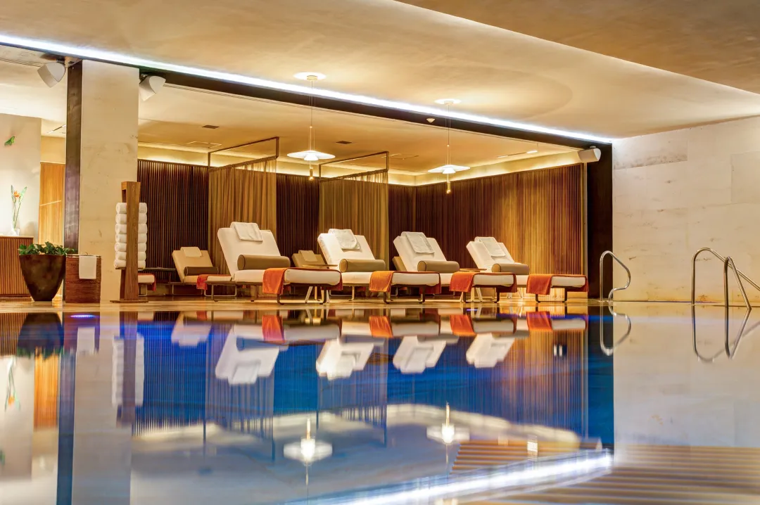 Odysseys Travel - Grand Velas Los Cabos - Spa Pool Lounge
