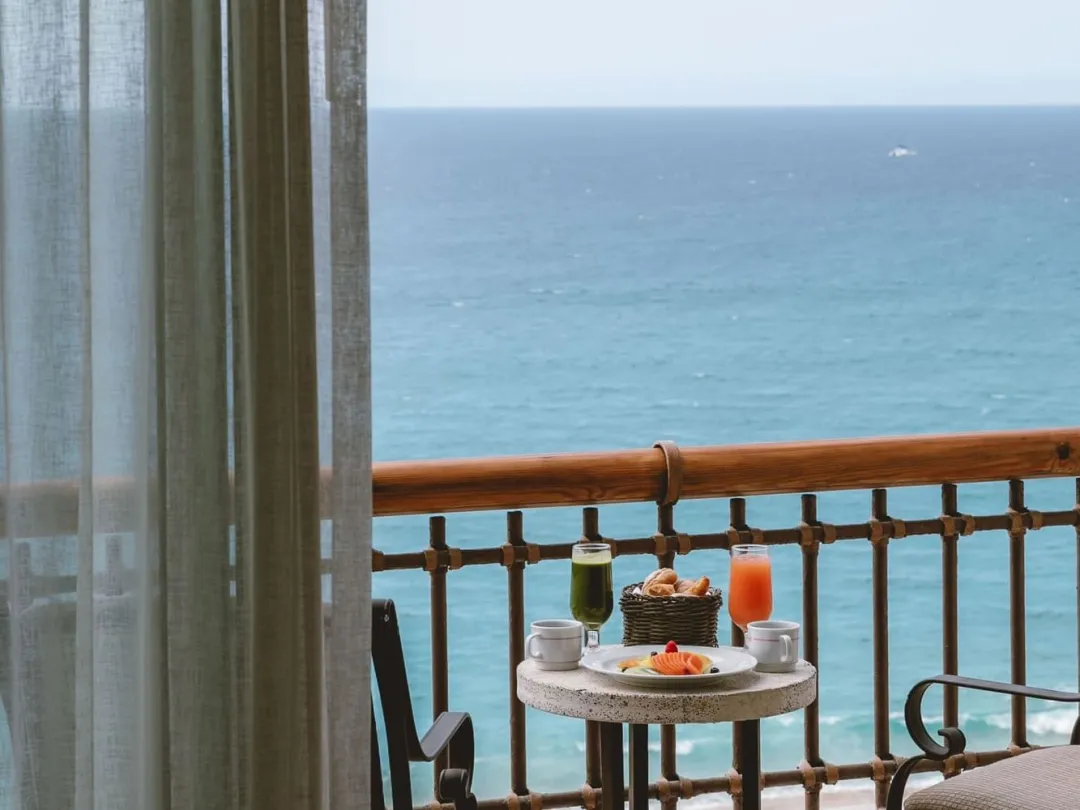 Odysseys Travel - Marquis Los Cabos - Junior Suite Ocean Front King - Los Cabos