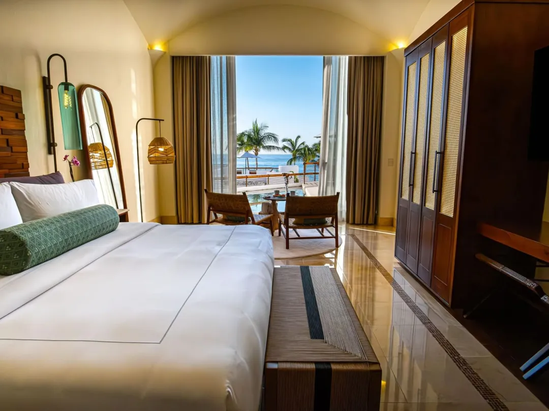 Odysseys Travel - Marquis Los Cabos - Master Suite - Los Cabos