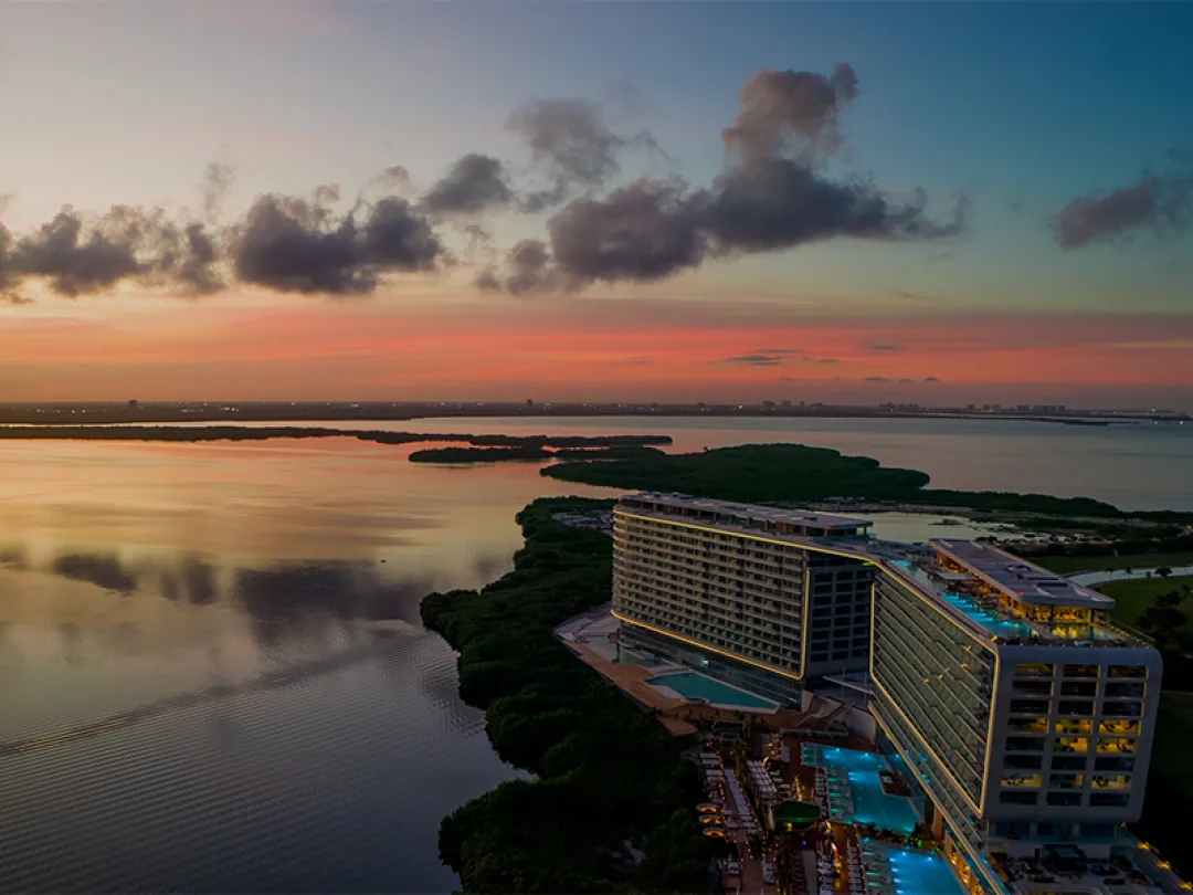 Odysseys Travel - Mondrian Cancun All Inclusive - Resort At Dusk