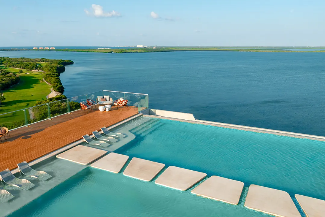 Odysseys Travel - Mondrian Cancun All Inclusive - Rooftop Pool