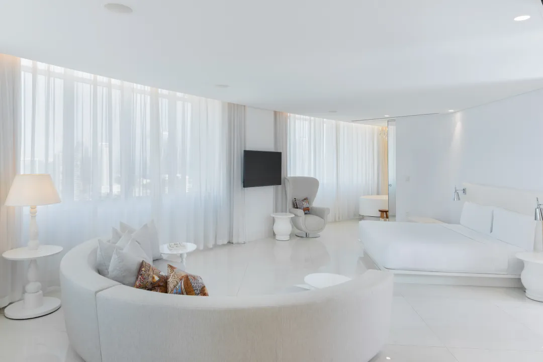 Odysseys Travel - Mondrian Doha - Loft - Living Area