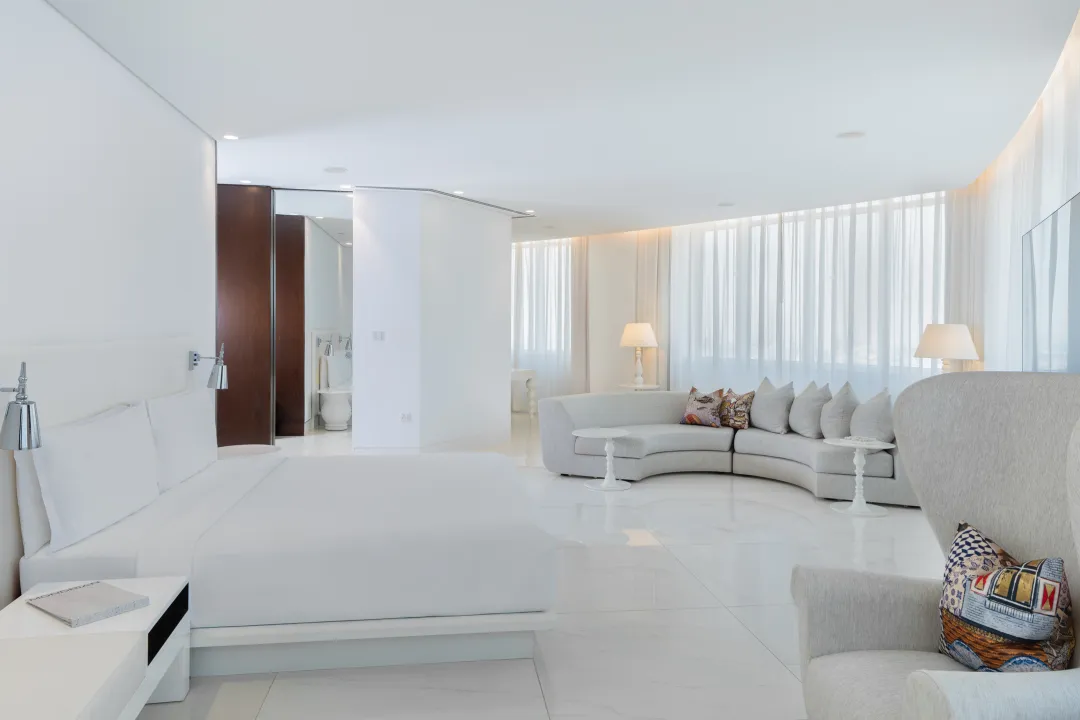 Odysseys Travel - Mondrian Doha - Loft - Bedroom