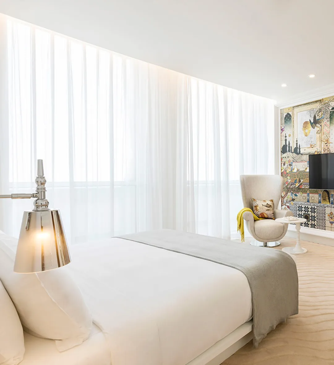 Odysseys Travel - Mondrian Doha - Voyage Suite - Bedroom