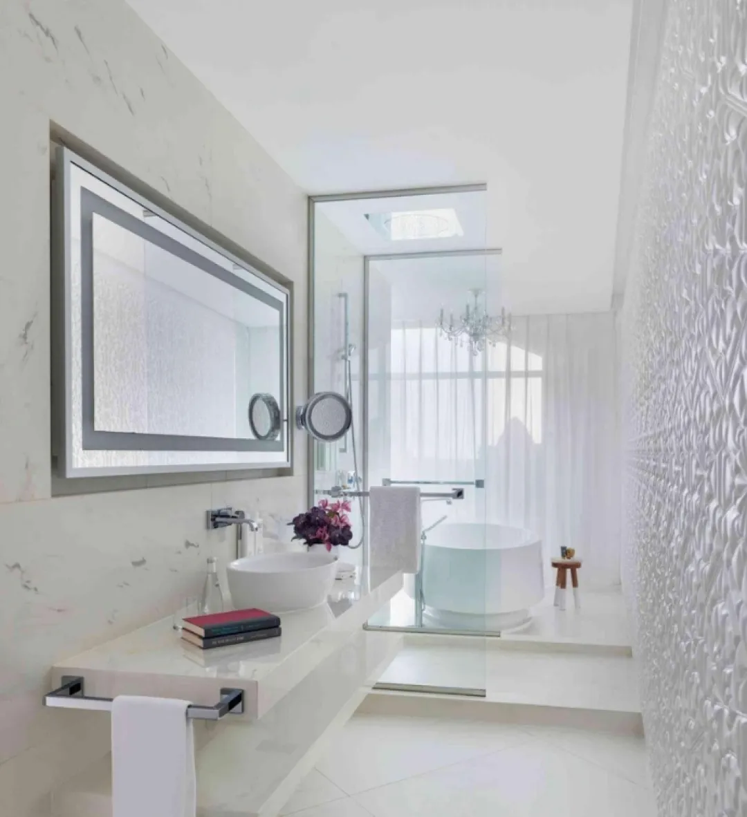 Odysseys Travel - Mondrian Doha - Voyage Suite - Bathroom