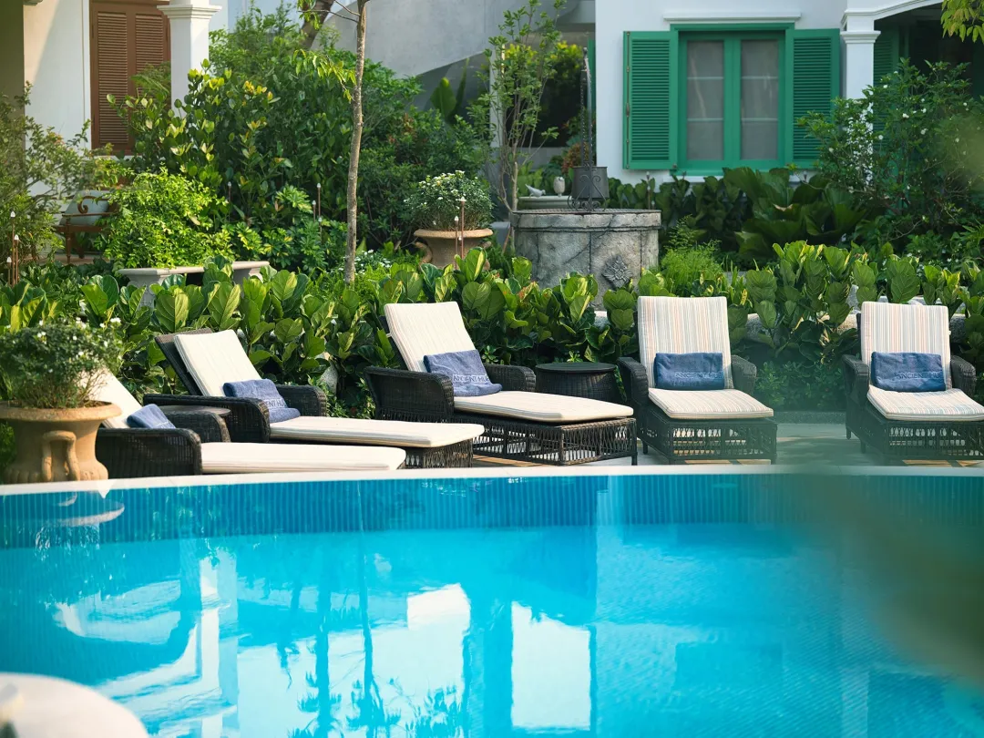 Odysseys Travel - Ancient Hue Garden House - Pool Loungers