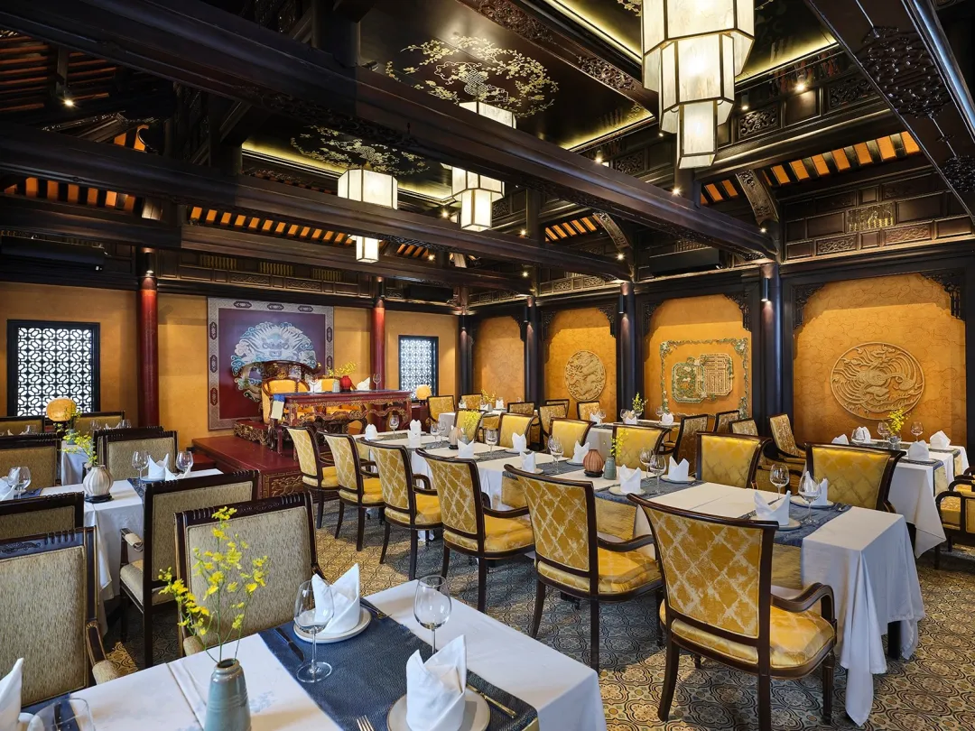 Odysseys Travel - Ancient Hue Garden House - Phú Mộng Private & Royal Dining - Dining Area
