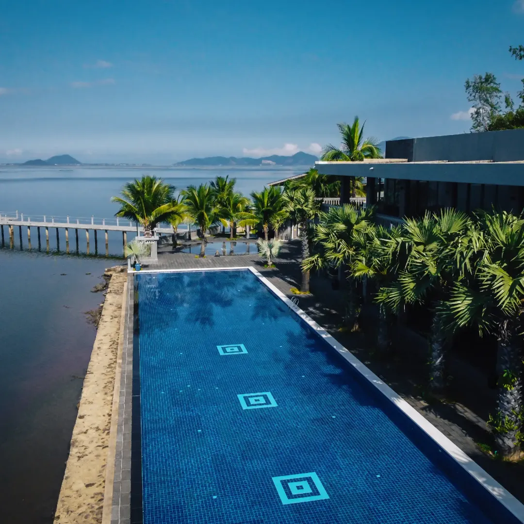 Odysseys Travel - Vedana Lagoon Resort & Spa - Infinity Pool