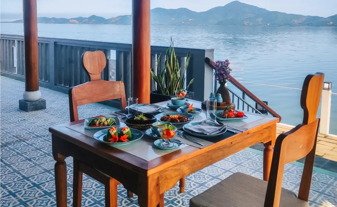 Odysseys Travel - Vedana Lagoon Resort & Spa - RainBow Restaurant - Over Water Terrace