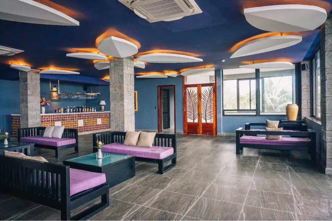 Odysseys Travel - Vedana Lagoon Resort & Spa - Twilight Piano Lounge - Interior