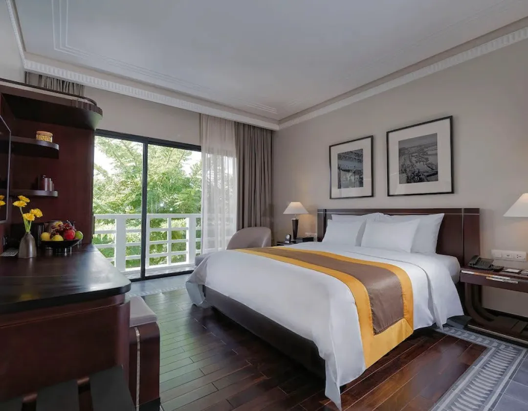 Odysseys Travel - Azerai La Residence, Hue - Superior - Bedroom (Queen)