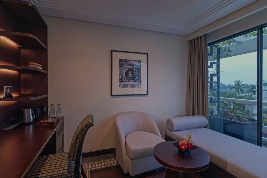 Odysseys Travel - Azerai La Residence, Hue - Deluxe Garden View - Seating Area