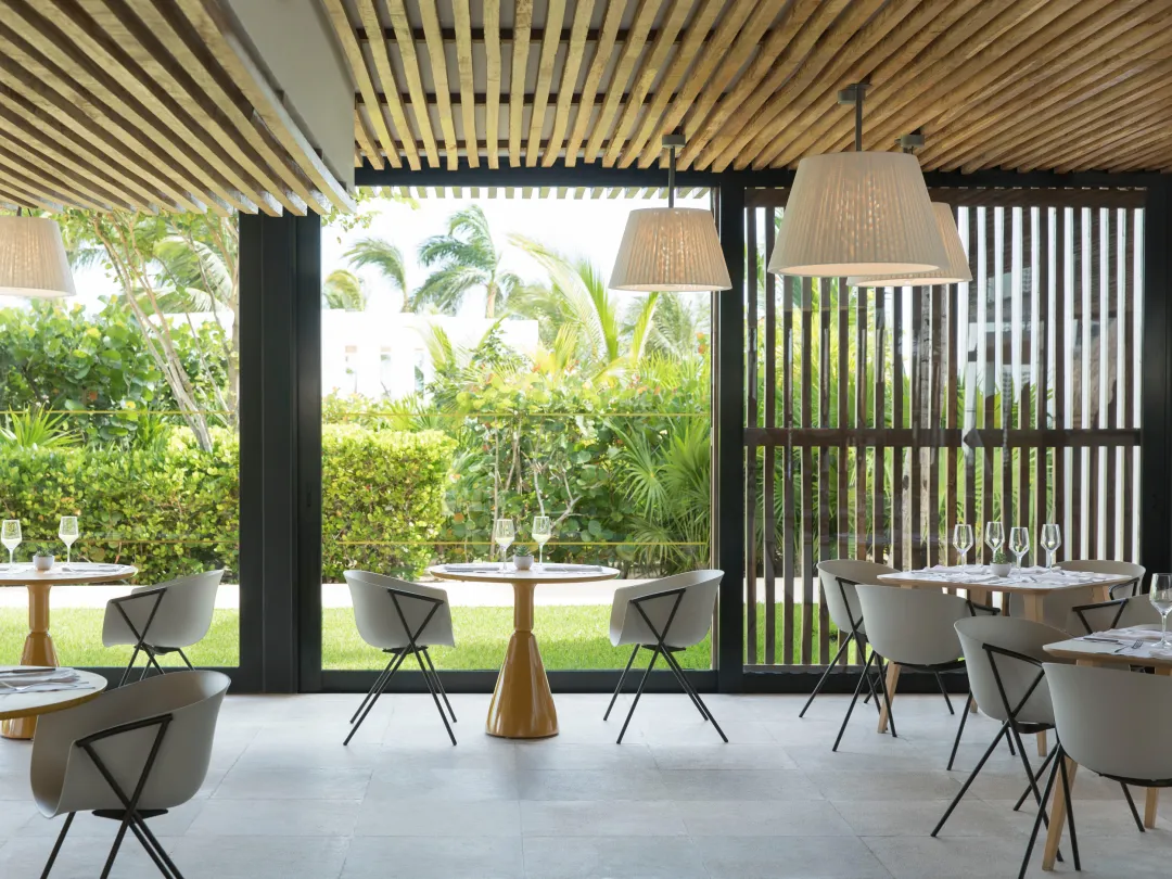 Odysseys Travel - Finest Playa Mujeres - Gusto Club Restaurant - Interior