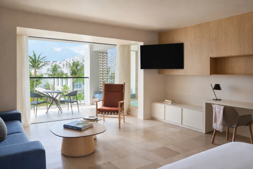 Odysseys Travel - Finest Playa Mujeres - Junior Suite Spa or Pool View - Living Area
