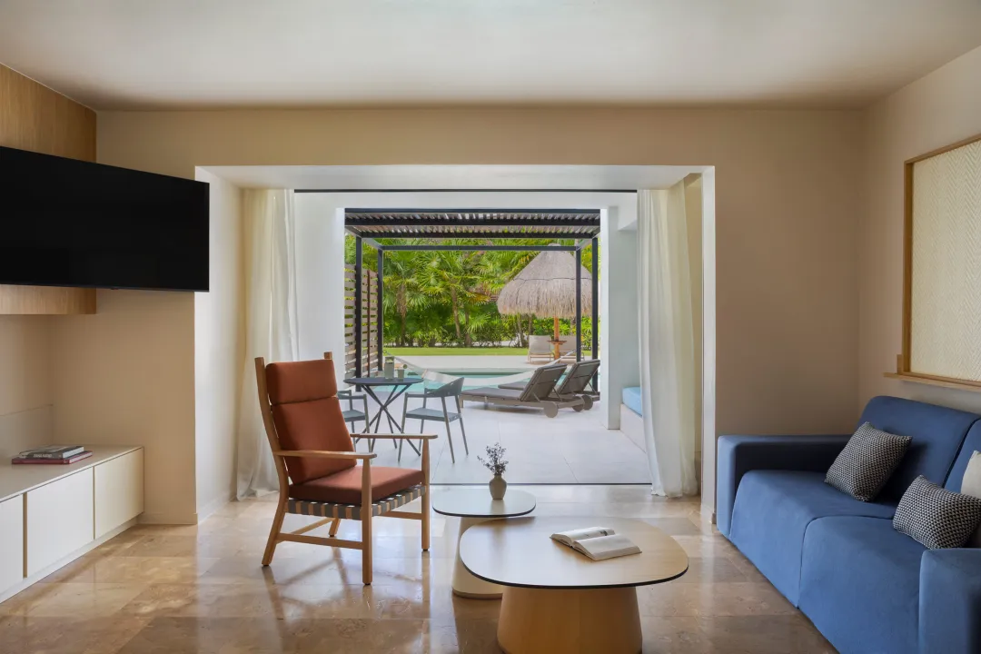 Odysseys Travel - Finest Playa Mujeres - Junior Swim-Up Suite - Living Area