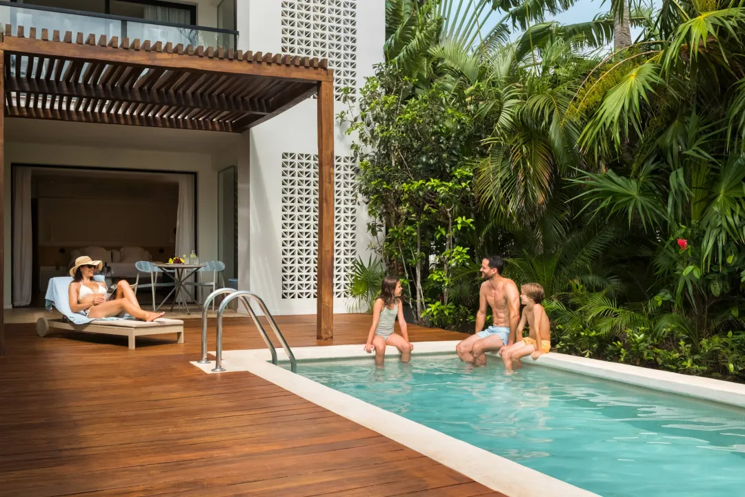 Odysseys Travel - Finest Playa Mujeres - Pool Family Suite - Private Pool