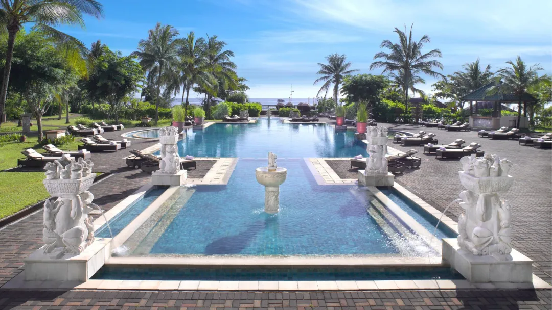 Odysseys Travel - Homm Laguna Bintan - Pool
